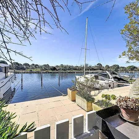 Marinas By Interhome 度假居